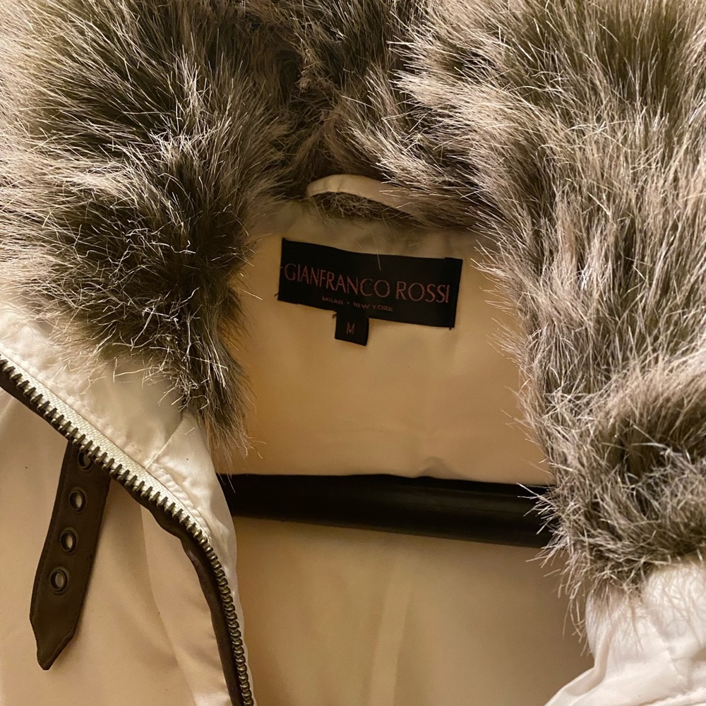 Short Winter Puffer - image 5